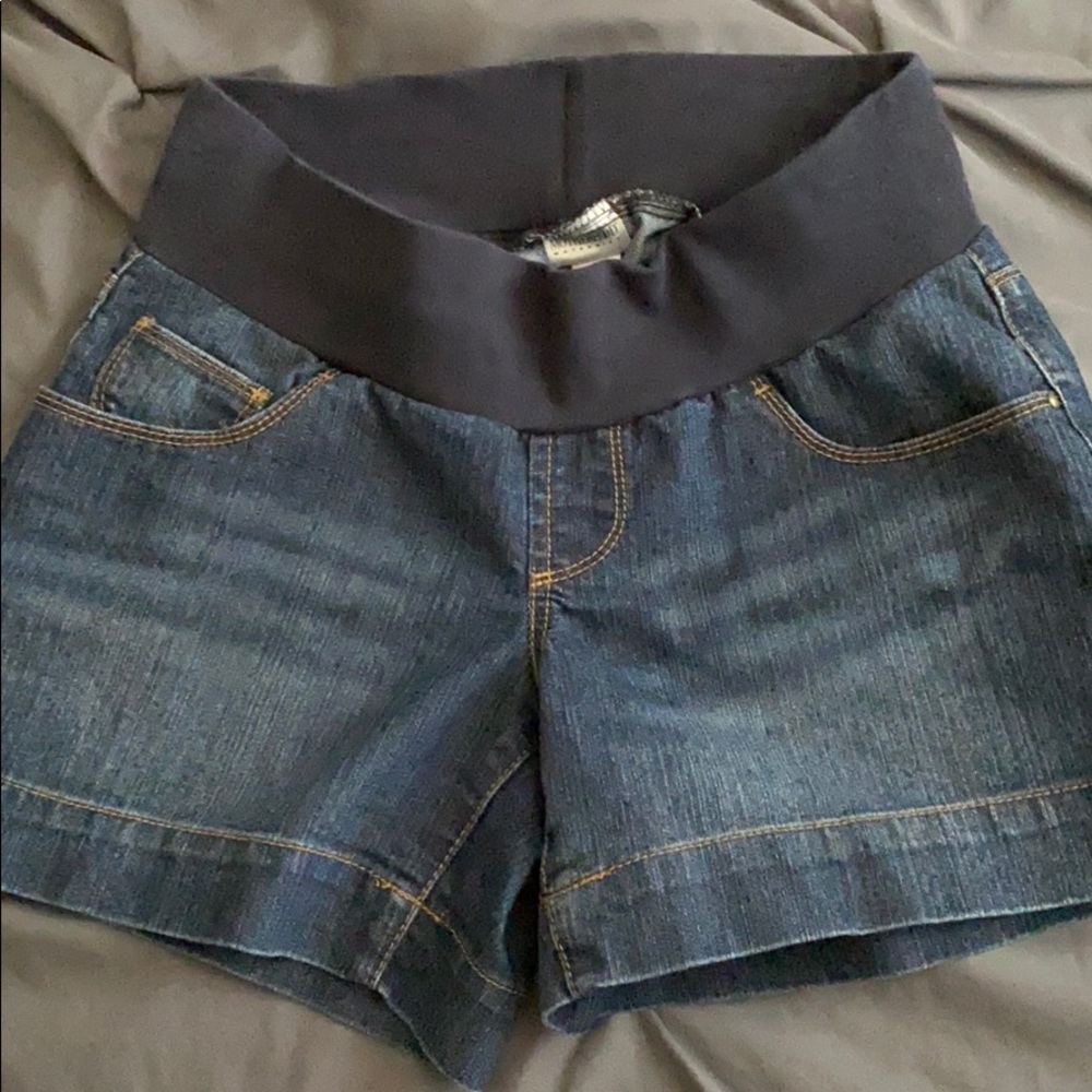 Motherhood maternity shorts
